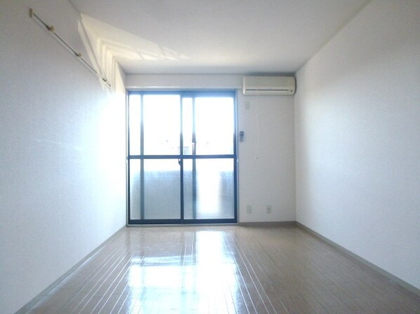 ドミールBの物件内観写真